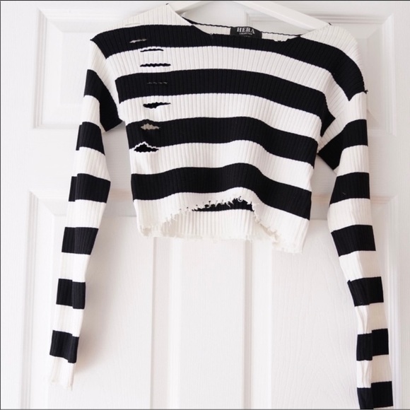 HERA collection sweater. - Picture 5 of 5